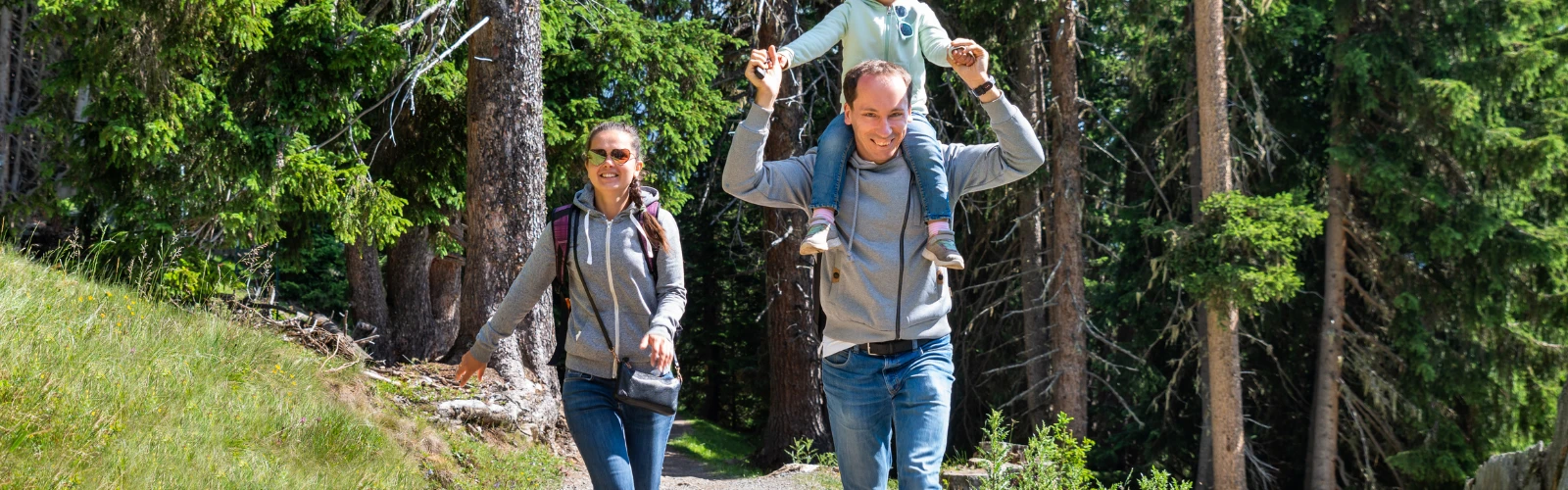 Hiking the Bisamberg Trails Near Vienna